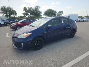 2013 Toyota Prius Three