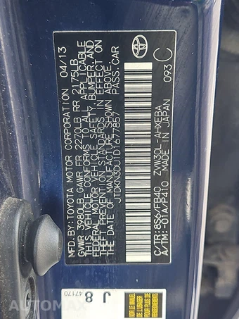 2013 Toyota Prius Three – miniatura 14