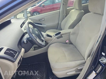2013 Toyota Prius Three – miniatura 7