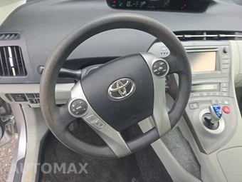 2013 Toyota Prius Three - miniatura 10