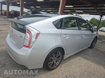 2013 Toyota Prius Three - miniatura 4