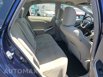 2013 Toyota Prius Three – miniatura 14