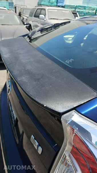 2013 Toyota Prius Three – miniatura 30