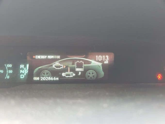 2013 Toyota Prius Two – miniatura 9