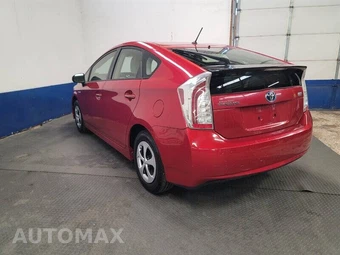2013 Toyota Prius Two - miniatura 17