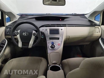 2013 Toyota Prius Two - miniatura 5