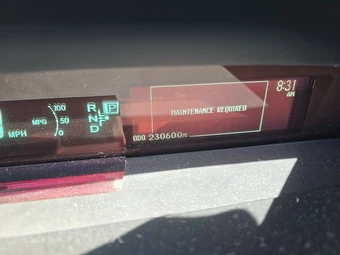 2013 Toyota Prius Two - miniatura 12