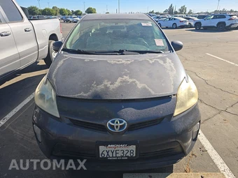 2013 Toyota Prius Two - miniatura 2