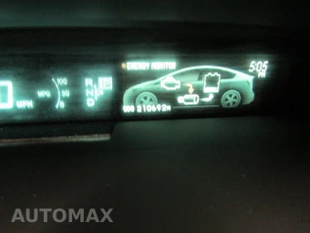 2013 Toyota Prius Two – miniatura 13