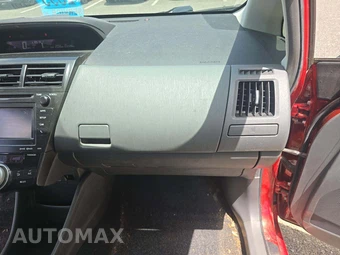 2013 Toyota Prius v Five – miniatura 19