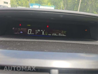 2013 Toyota Prius v Five – miniatura 9