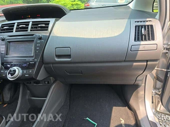 2013 Toyota Prius v Five – miniatura 19