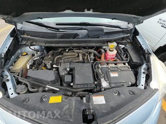 2013 Toyota Prius v Three – miniatura 15