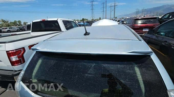 2013 Toyota Prius v Three – miniatura 31