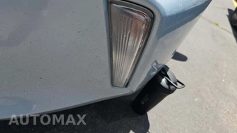 2013 Toyota Prius v Three – miniatura 36
