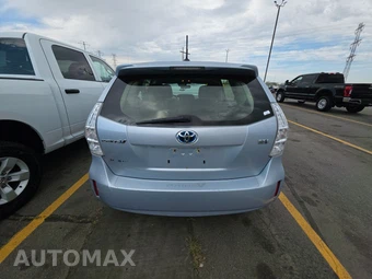 2013 Toyota Prius v Three – miniatura 5