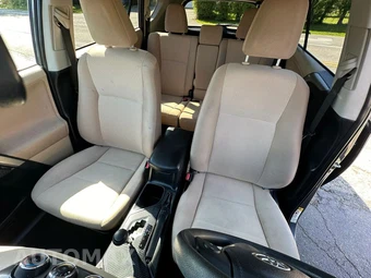 2013 Toyota RAV4 LE – miniatura 13