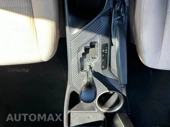 2013 Toyota RAV4 LE – miniatura 24