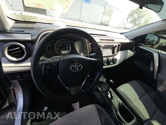 2013 Toyota RAV4 LE - miniatura 11