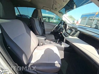 2013 Toyota RAV4 LE - miniatura 8