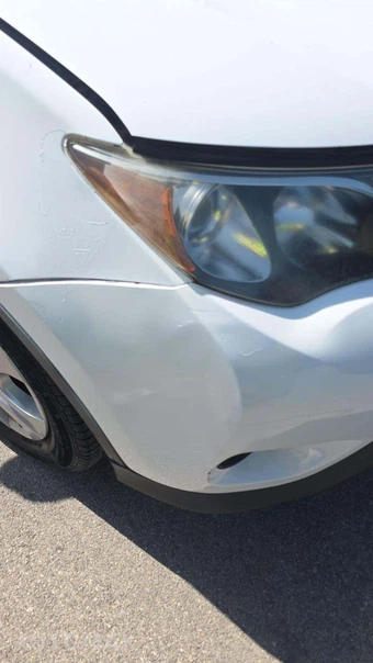 2013 Toyota RAV4 LE – miniatura 27