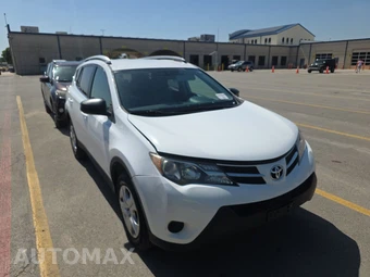 2013 Toyota RAV4 LE – miniatura 3