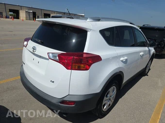 2013 Toyota RAV4 LE – miniatura 4