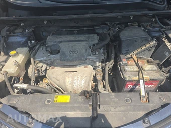 2013 Toyota RAV4 LE – miniatura 15