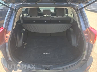 2013 Toyota RAV4 LE – miniatura 16