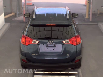 2013 Toyota RAV4 LE – miniatura 5