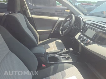 2013 Toyota RAV4 LE – miniatura 8