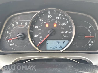2013 Toyota RAV4 LE – miniatura 12