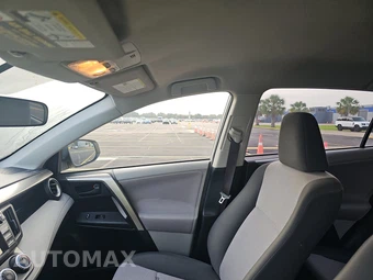 2013 Toyota RAV4 LE – miniatura 14