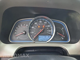 2013 Toyota RAV4 Limited – miniatura 15