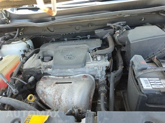 2013 Toyota RAV4 XLE – miniatura 15