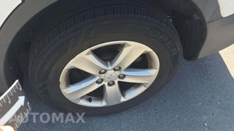 2013 Toyota RAV4 XLE – miniatura 28