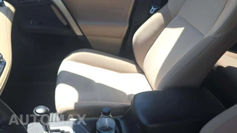 2013 Toyota RAV4 XLE – miniatura 30