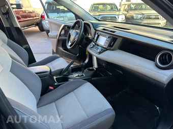 2013 Toyota RAV4 XLE - miniatura 10