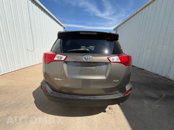 2013 Toyota RAV4 XLE - miniatura 10