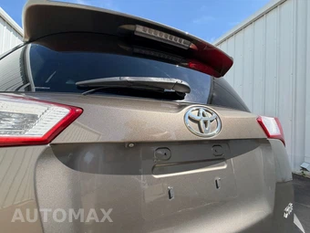 2013 Toyota RAV4 XLE - miniatura 12