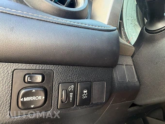 2013 Toyota RAV4 XLE - miniatura 27