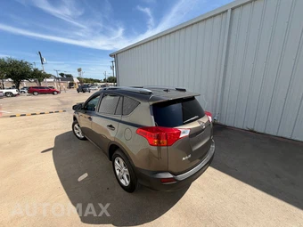 2013 Toyota RAV4 XLE - miniatura 9