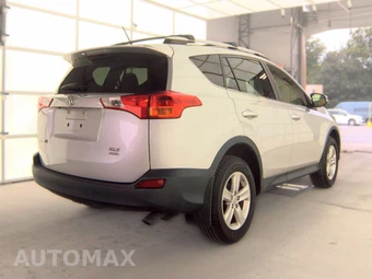 2013 Toyota RAV4 XLE – miniatura 4