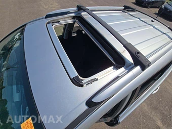 2013 Toyota RAV4 XLE – miniatura 12