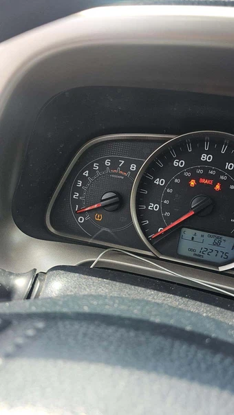 2013 Toyota RAV4 XLE – miniatura 24