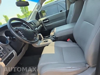 2013 Toyota Sequoia Limited – miniatura 13