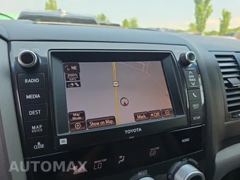 2013 Toyota Sequoia Limited – miniatura 23