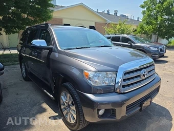 2013 Toyota Sequoia Limited – miniatura 3