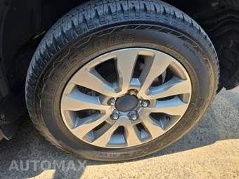 2013 Toyota Sequoia Limited – miniatura 9