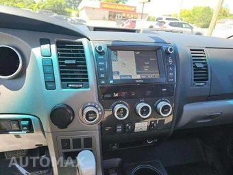 2013 Toyota Sequoia Limited – miniatura 10